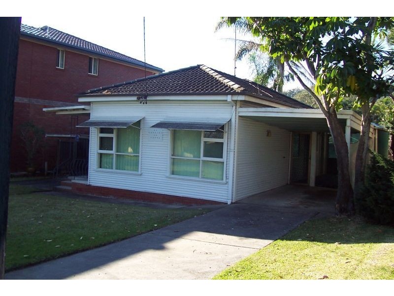 16 Mimosa Avenue, Saratoga NSW 2251