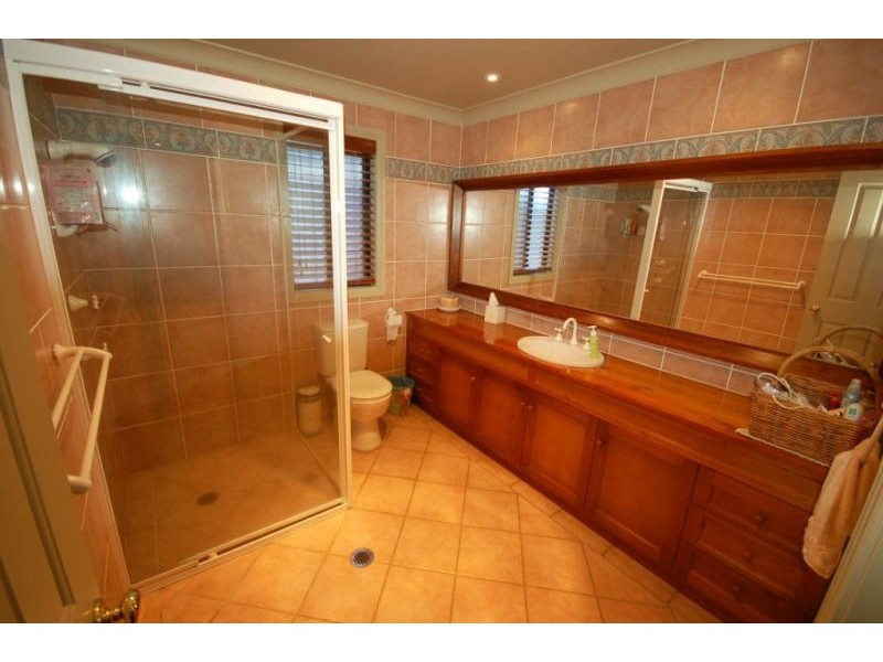 18 View Parade, Saratoga NSW 2251