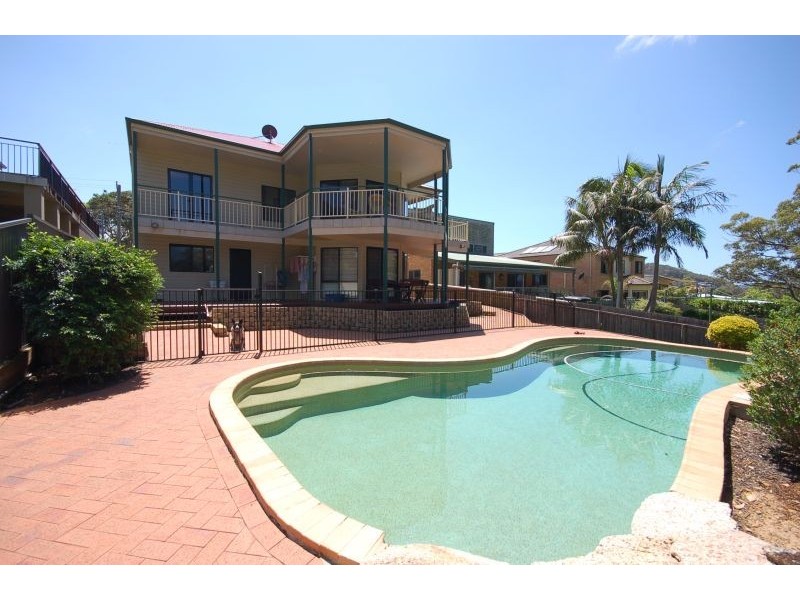 18 View Parade, Saratoga NSW 2251