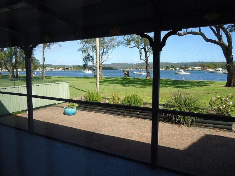 15 Paringa Avenue, Davistown NSW 2251