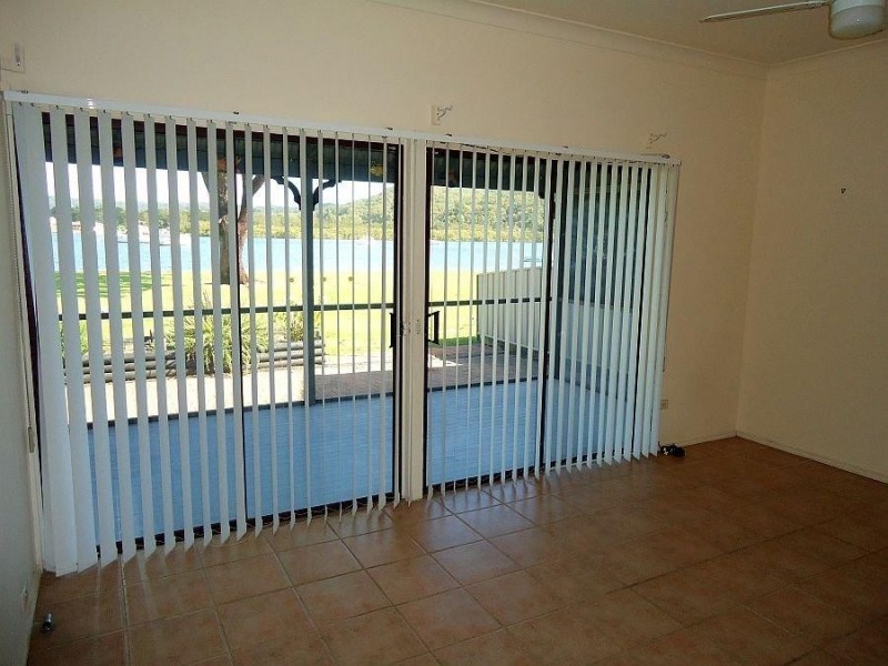 15 Paringa Avenue, Davistown NSW 2251