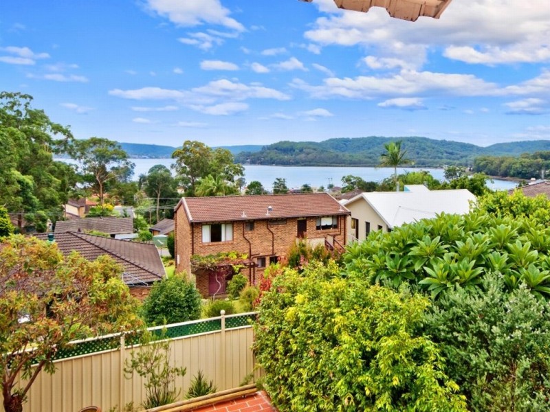 27 View Parade, Saratoga NSW 2251