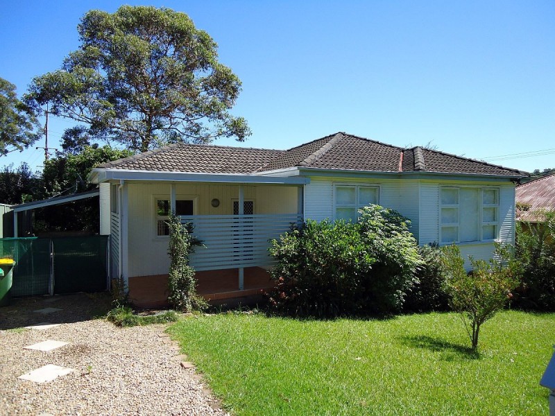 38 Orange Parade, Wyoming NSW 2250