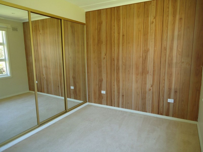 38 Orange Parade, Wyoming NSW 2250