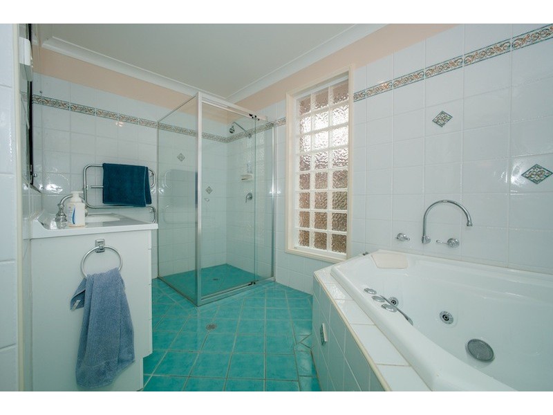 13 Pindari Terrace, Green Point NSW 2251