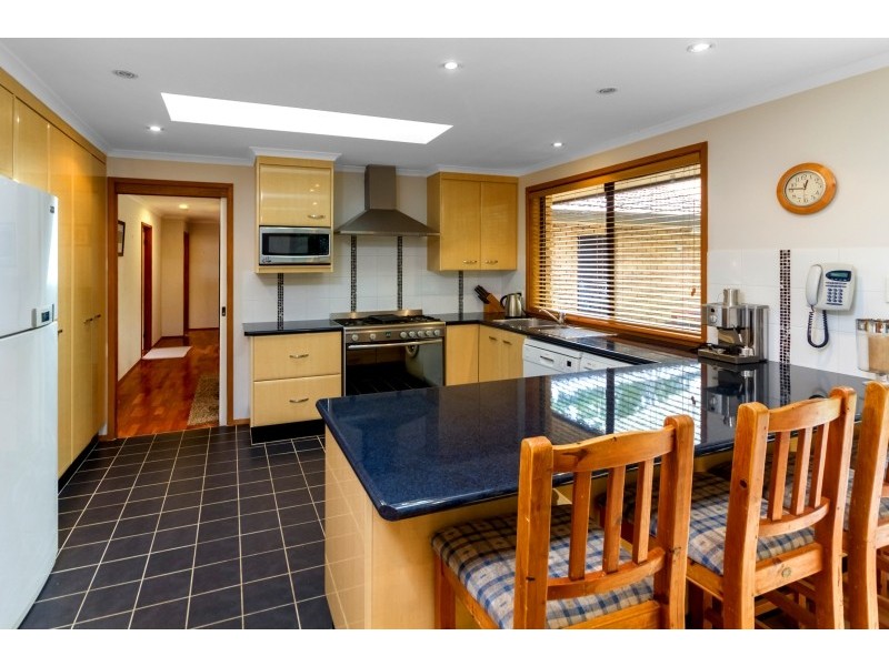 18 Verden Close, Green Point NSW 2251