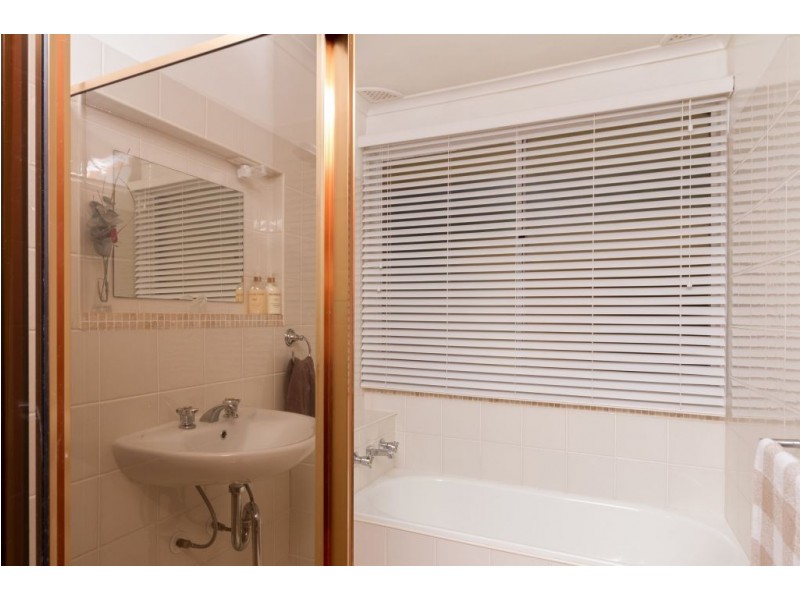 229 Oak Road, Matcham NSW 2250