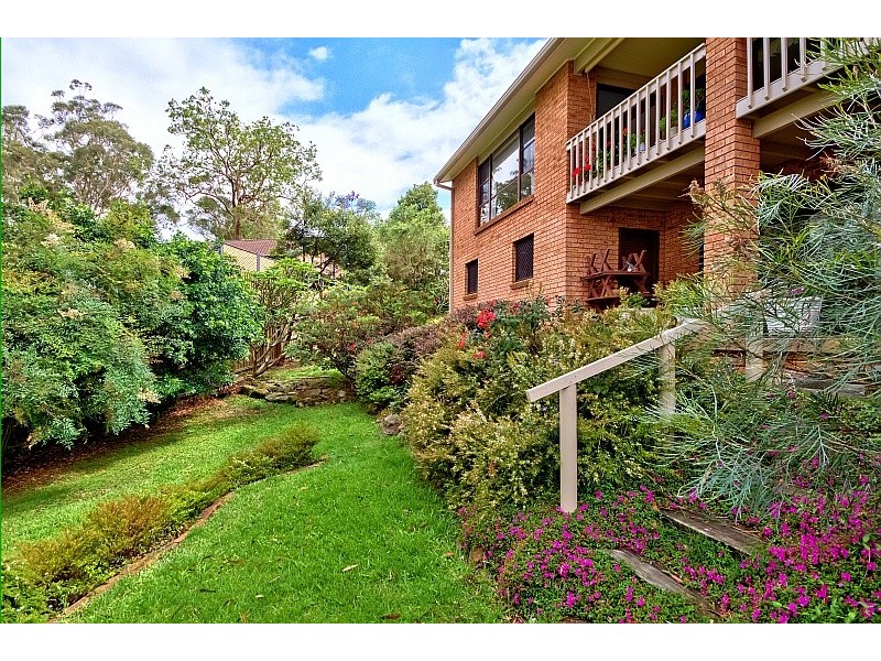 2 Lexington Parade, Green Point NSW 2251