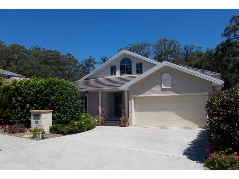 10 Bellbower Close, Green Point NSW 2251