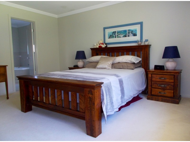 10 Bellbower Close, Green Point NSW 2251