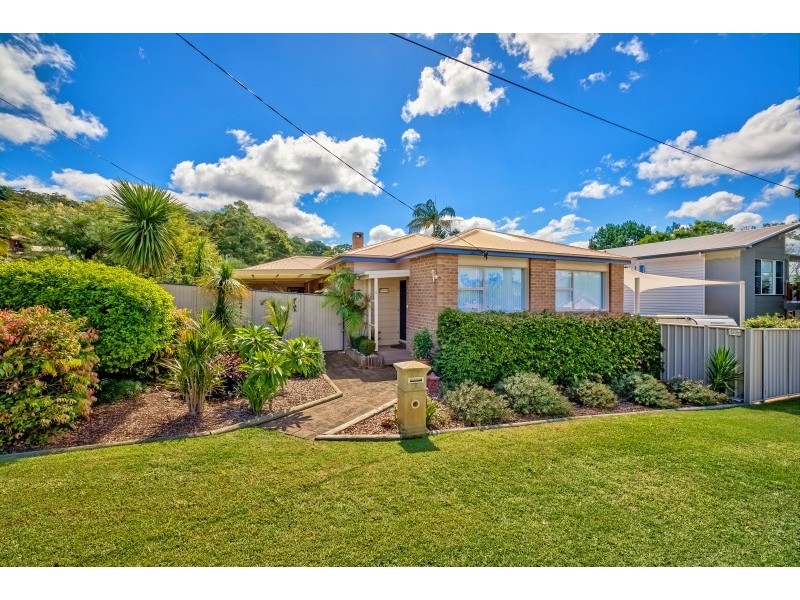 2 Bassan Street, Woy Woy Bay NSW 2256