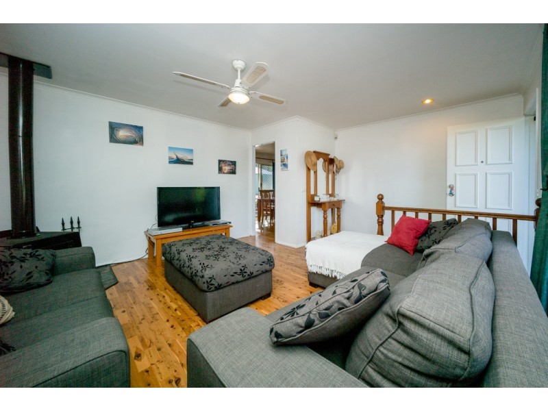 66 Davies Street, Kincumber NSW 2251