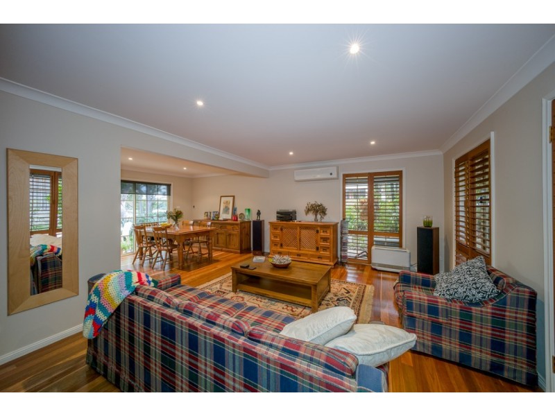 1/7 Bellbrook Close, Green Point NSW 2251