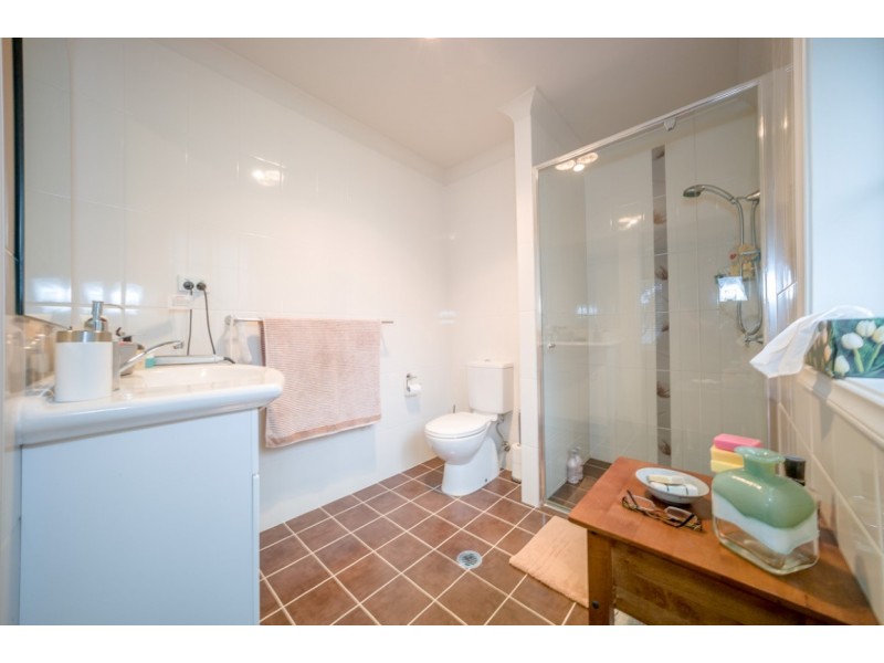 1/7 Bellbrook Close, Green Point NSW 2251