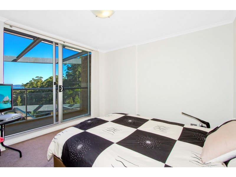 272/80 John Whiteway Drive, Gosford NSW 2250