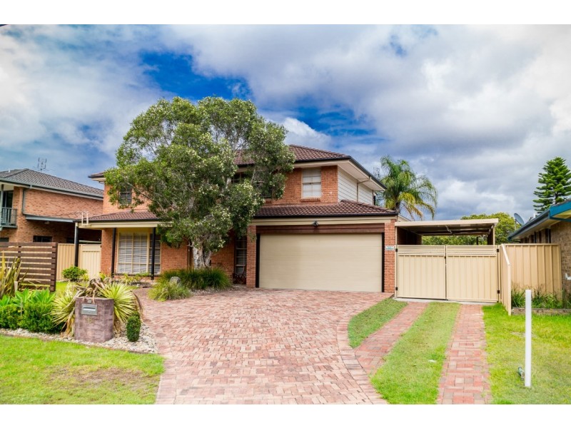16 Irwan Street, Saratoga NSW 2251