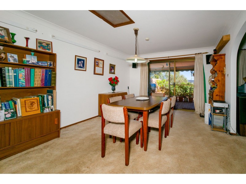 11A Broadwater Drive, Saratoga NSW 2251