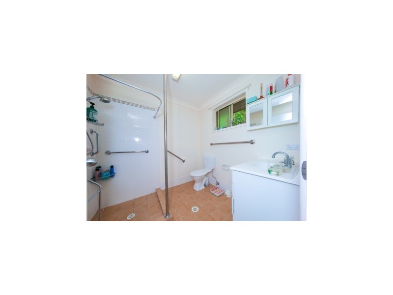 90A The Round Drive, Avoca Beach NSW 2251