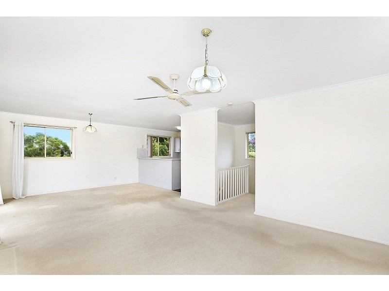 2/8 Melbourne Street, East Gosford NSW 2250