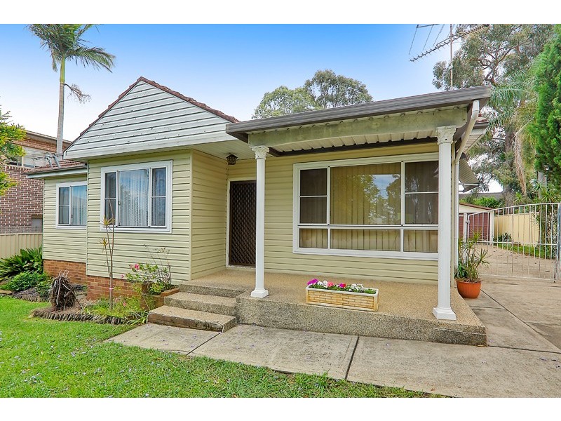 59 Burrabogee Road, Toongabbie NSW 2146