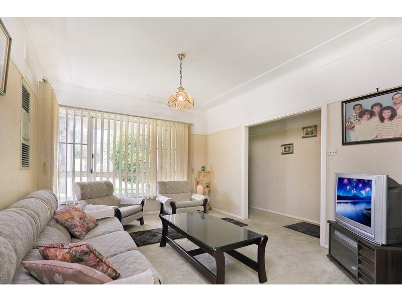 59 Burrabogee Road, Toongabbie NSW 2146