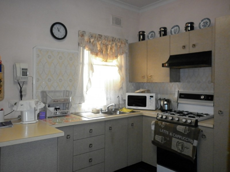 33 Warman Street, Pendle Hill NSW 2145