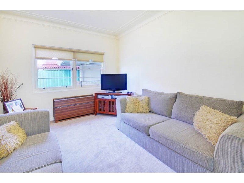 18 Anderson Street, Westmead NSW 2145
