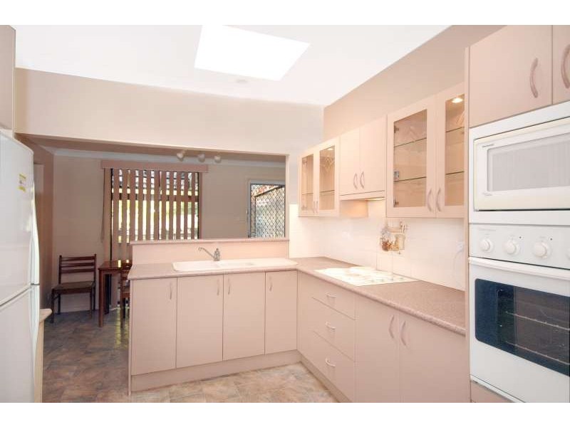 2 Bombala Street, Pendle Hill NSW 2145