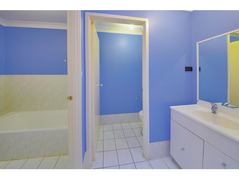 4/387 Wentworth Avenue, Toongabbie NSW 2146