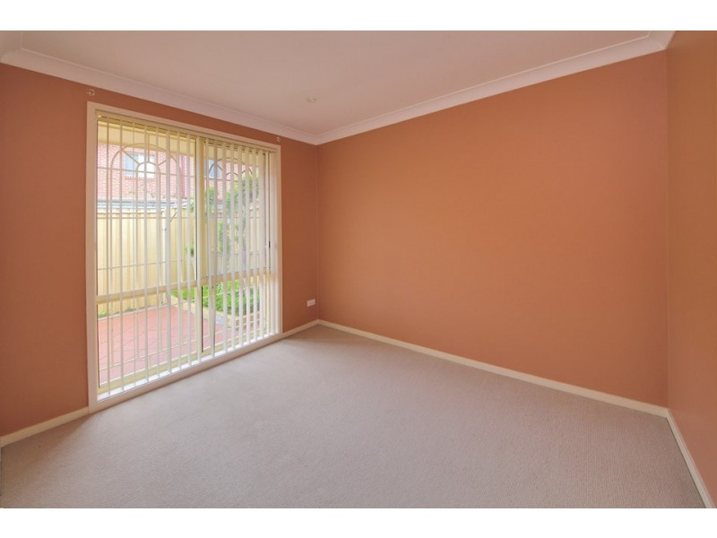 4/387 Wentworth Avenue, Toongabbie NSW 2146