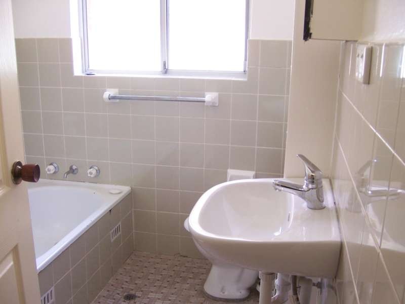 1/150 Station Street, Wentworthville NSW 2145