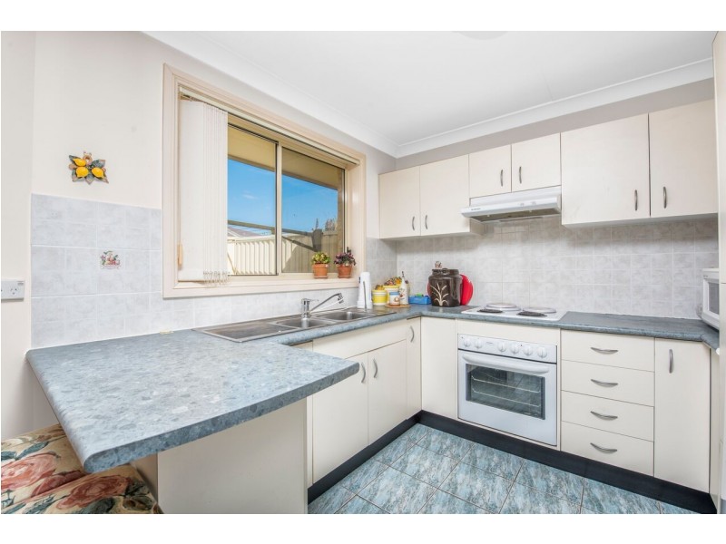 10/31-33 Tungarra Road, Girraween NSW 2145