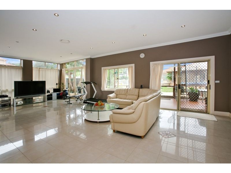 26 Essington Street, Wentworthville NSW 2145