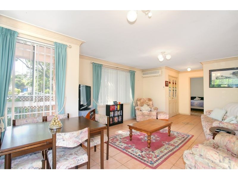 1/4a Tungarra Road, Girraween NSW 2145