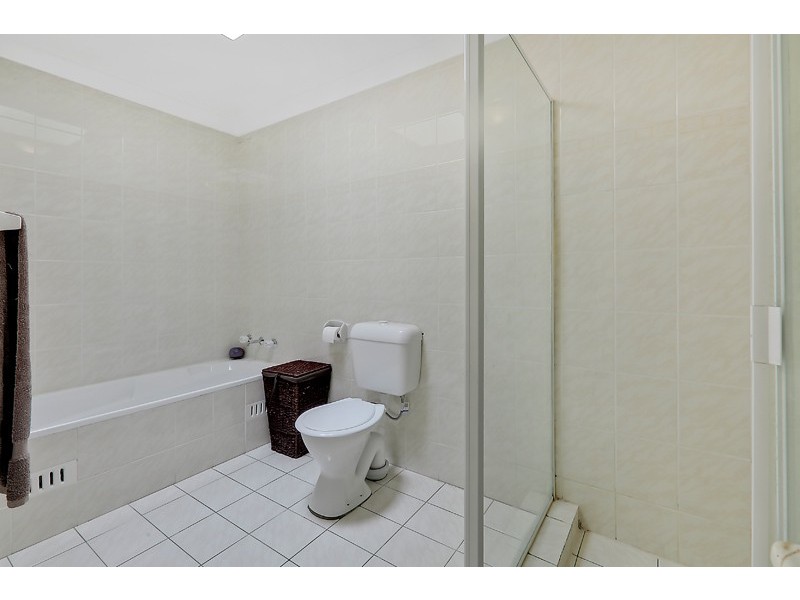 2/30-32 Stapleton Street, Wentworthville NSW 2145