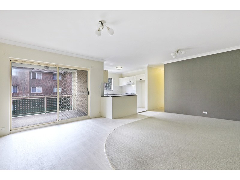 13/253 Dunmore Street, Pendle Hill NSW 2145
