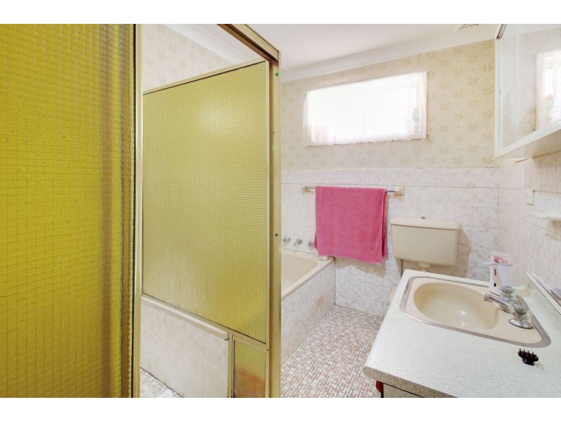 6 Strickland Place, Wentworthville NSW 2145