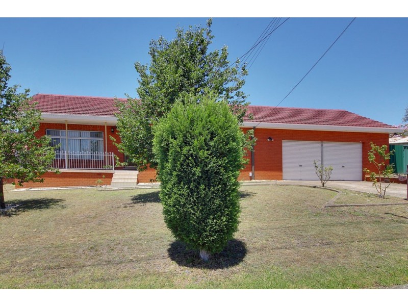 27 Boyne Avenue, Pendle Hill NSW 2145