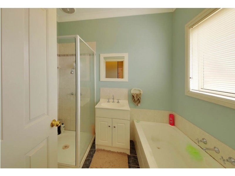 2/90 Gilba Road, Girraween NSW 2145