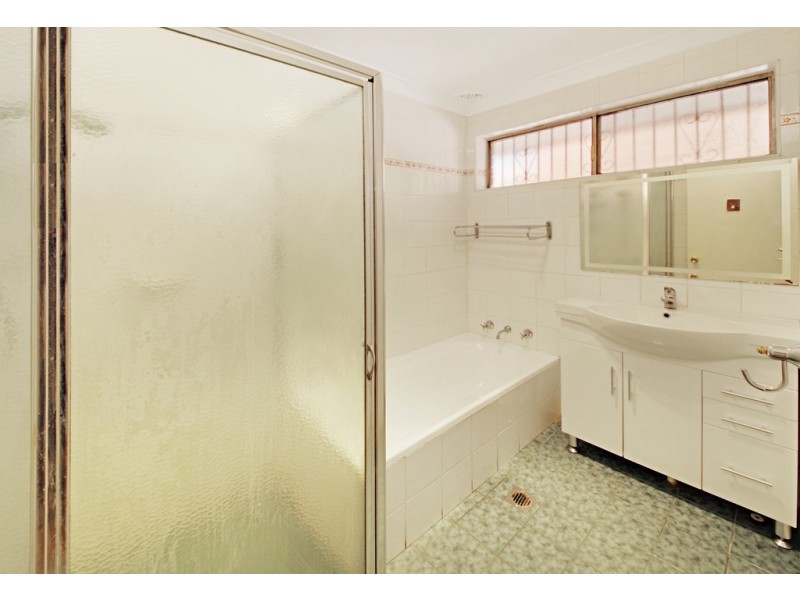 19 Jersey Road, Greystanes NSW 2145