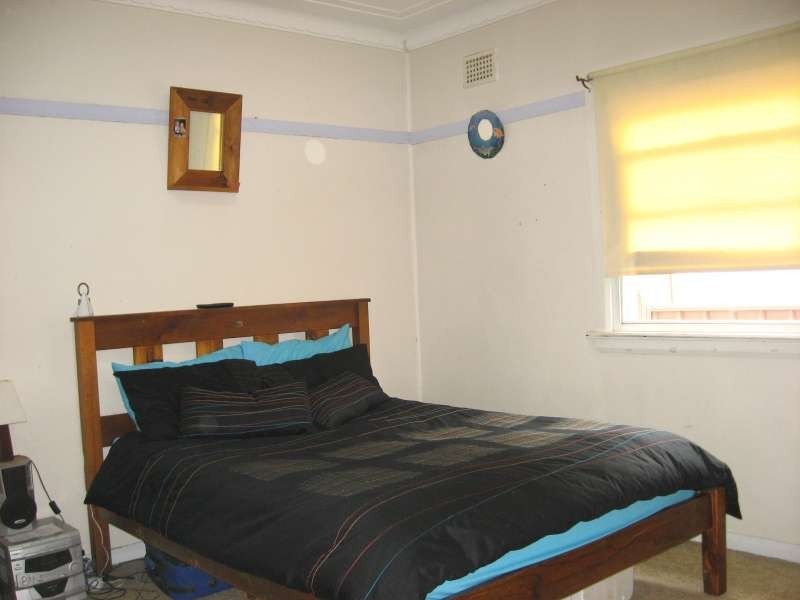 143 Centenary Road, South Wentworthville NSW 2145