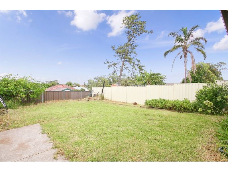 140 Smith Street, Pendle Hill NSW 2145