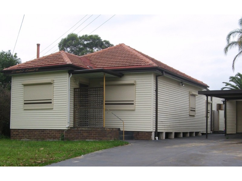 19 Tungarra Road, Girraween NSW 2145