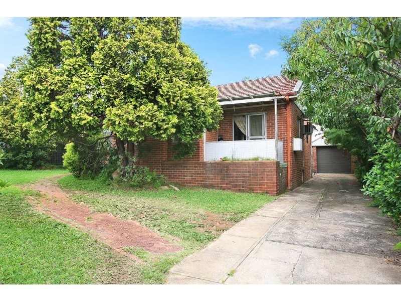 32 Houison Street, Westmead NSW 2145
