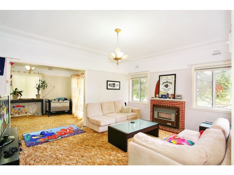 32 Houison Street, Westmead NSW 2145