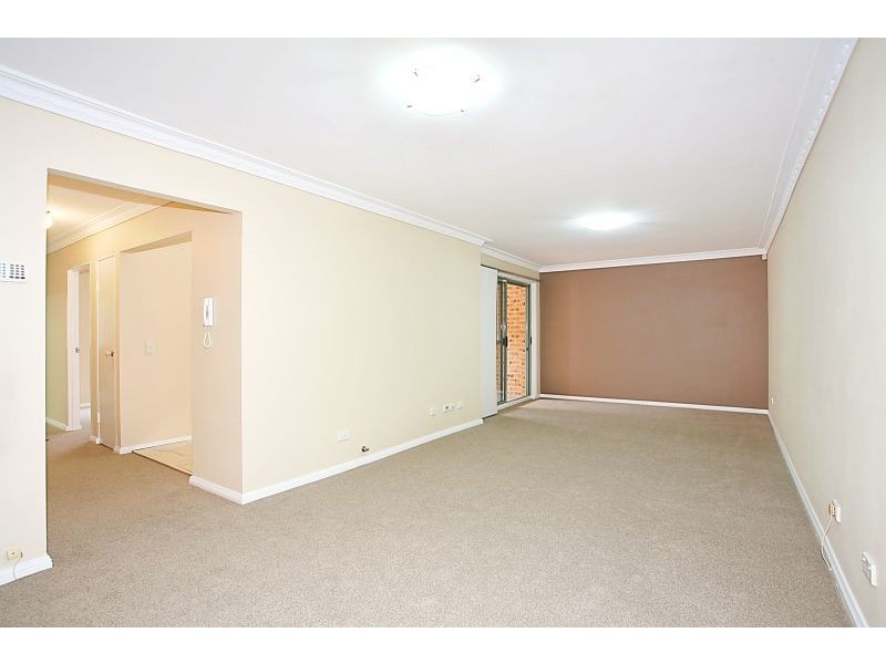 2/74-76  Stapleton Street, Pendle Hill NSW 2145