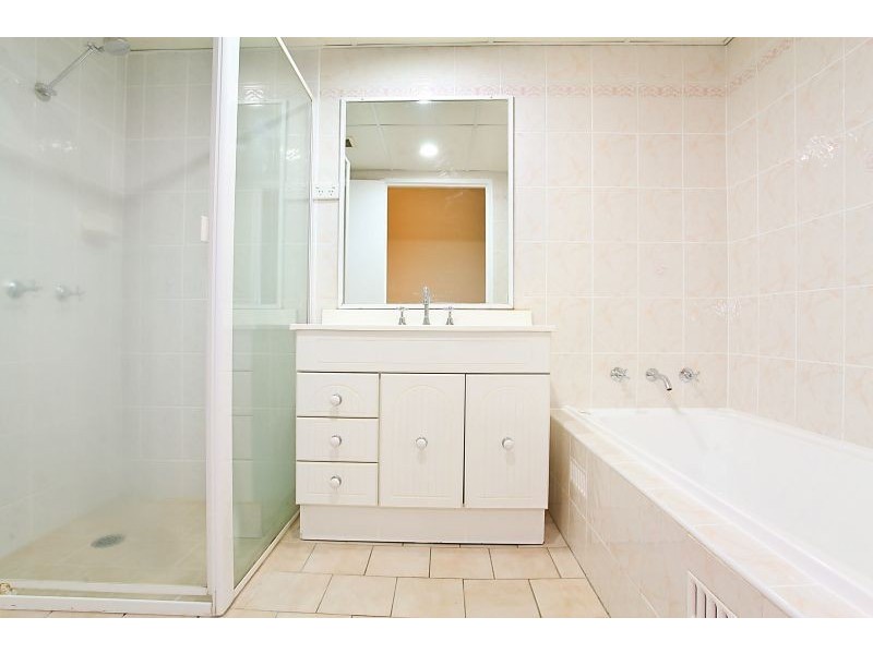 2/74-76  Stapleton Street, Pendle Hill NSW 2145