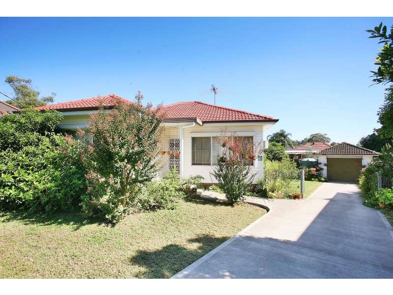 18 Camillo Street, Pendle Hill NSW 2145