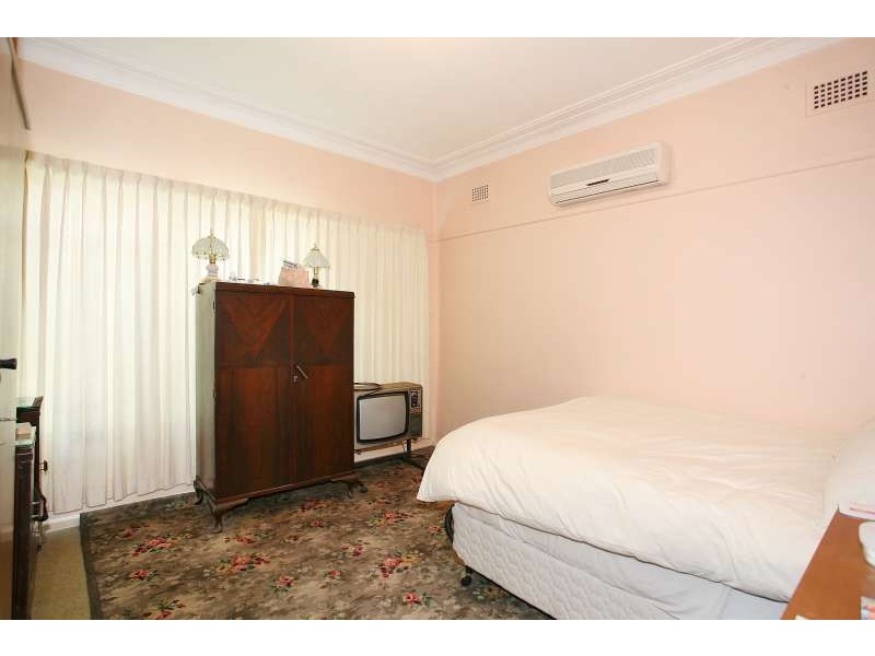 18 Camillo Street, Pendle Hill NSW 2145