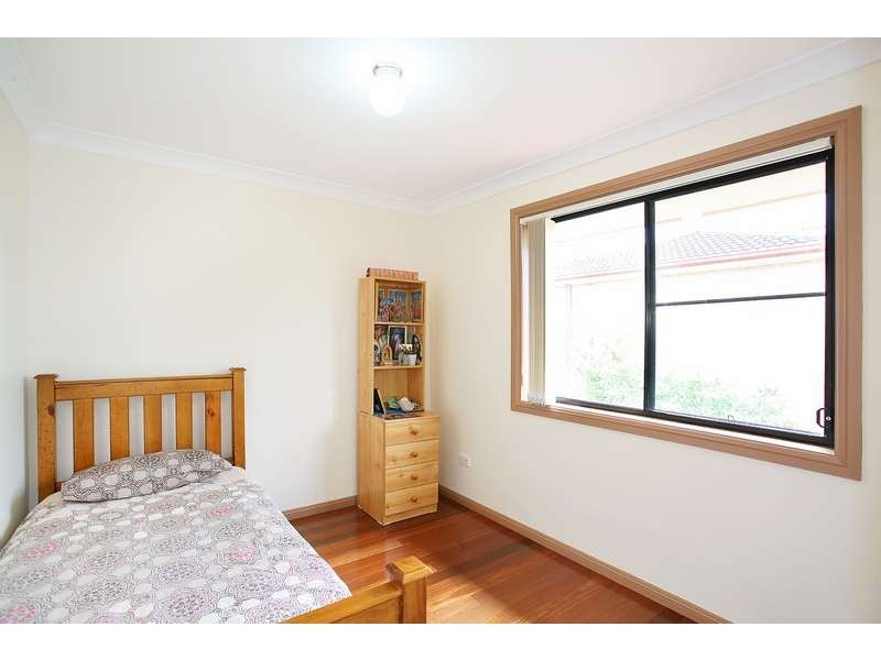 2/165 Targo Road, Girraween NSW 2145